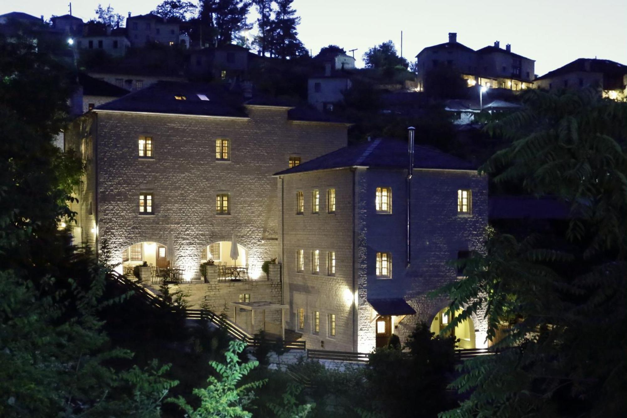 Gamila Rocks Mountain Hotel Aristi Ngoại thất bức ảnh