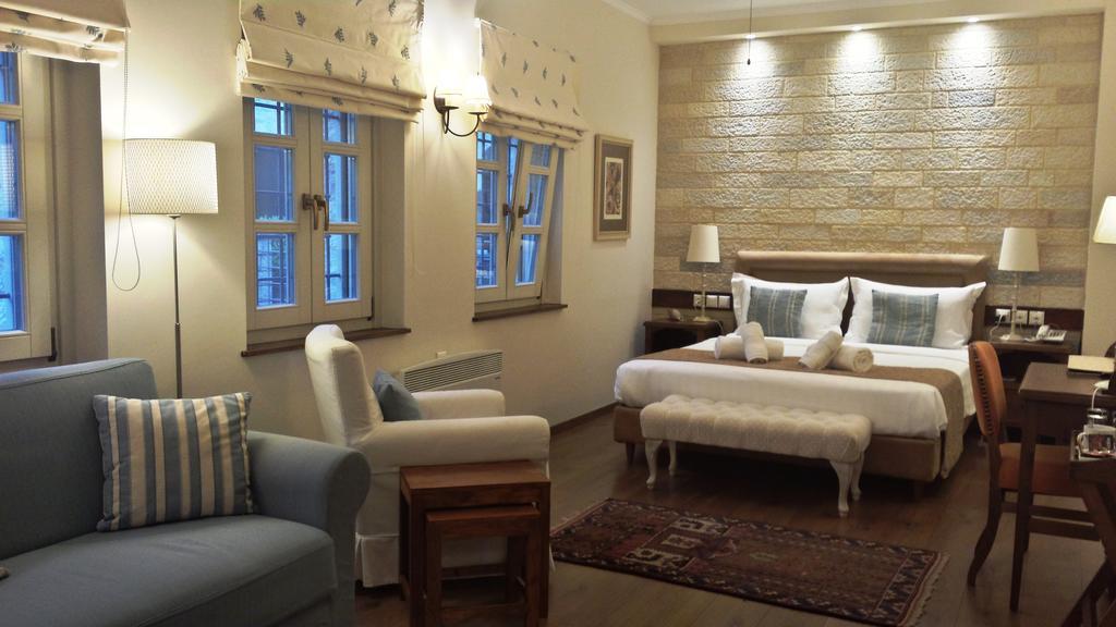 Gamila Rocks Mountain Hotel Aristi Ngoại thất bức ảnh