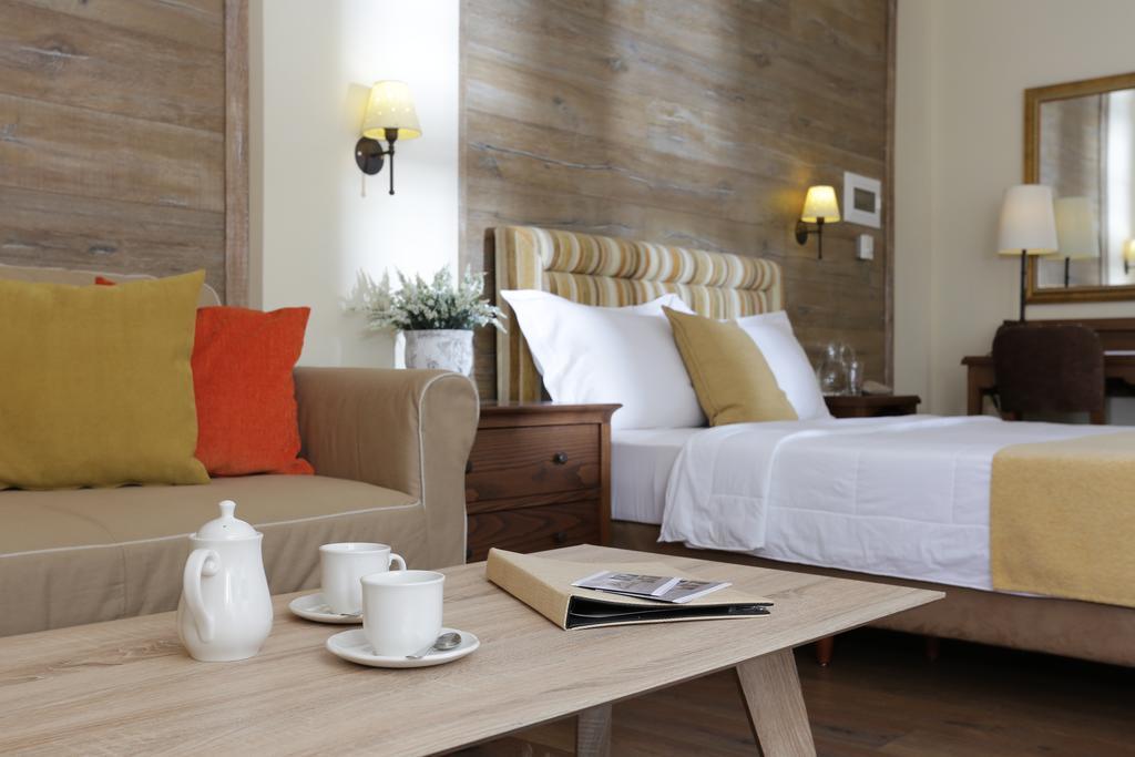 Gamila Rocks Mountain Hotel Aristi Ngoại thất bức ảnh